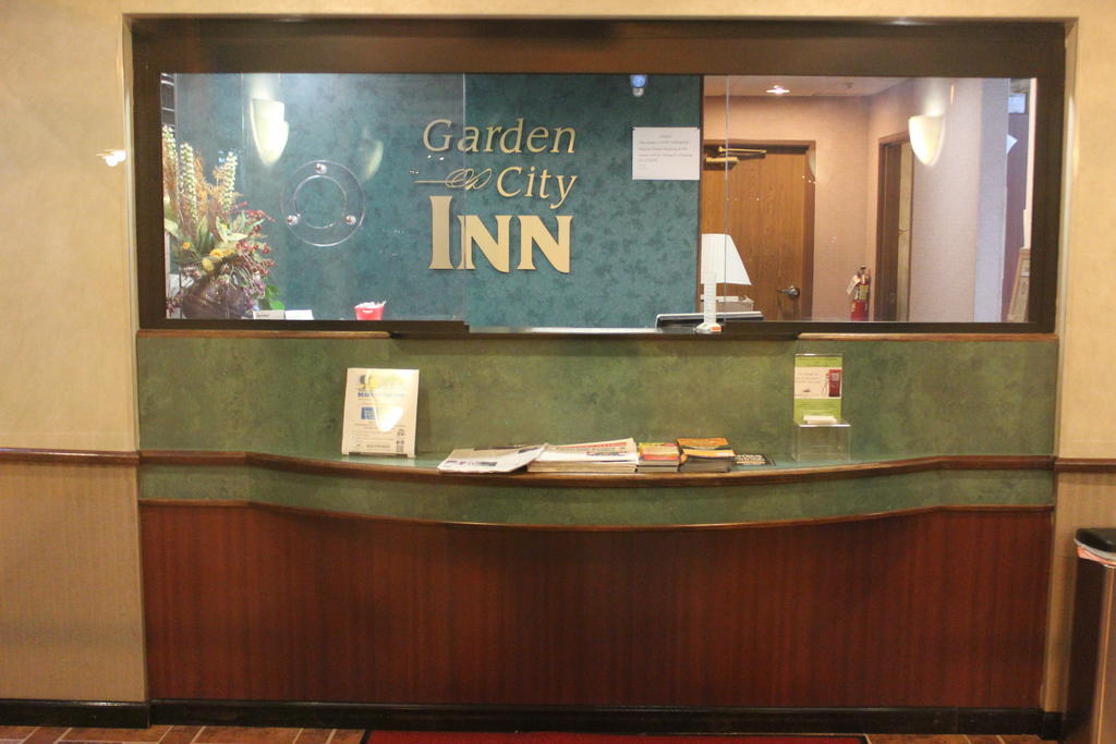 Garden City Inn Eksteriør billede